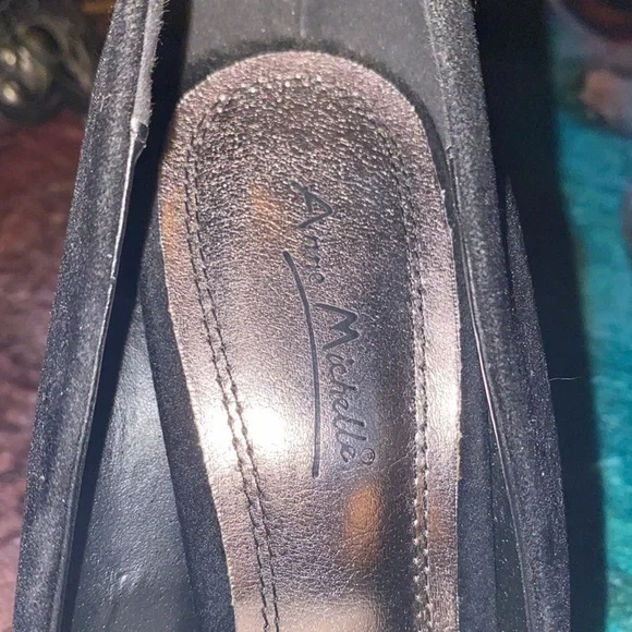 Black velvet high heel (4”) - Picture 3 of 5